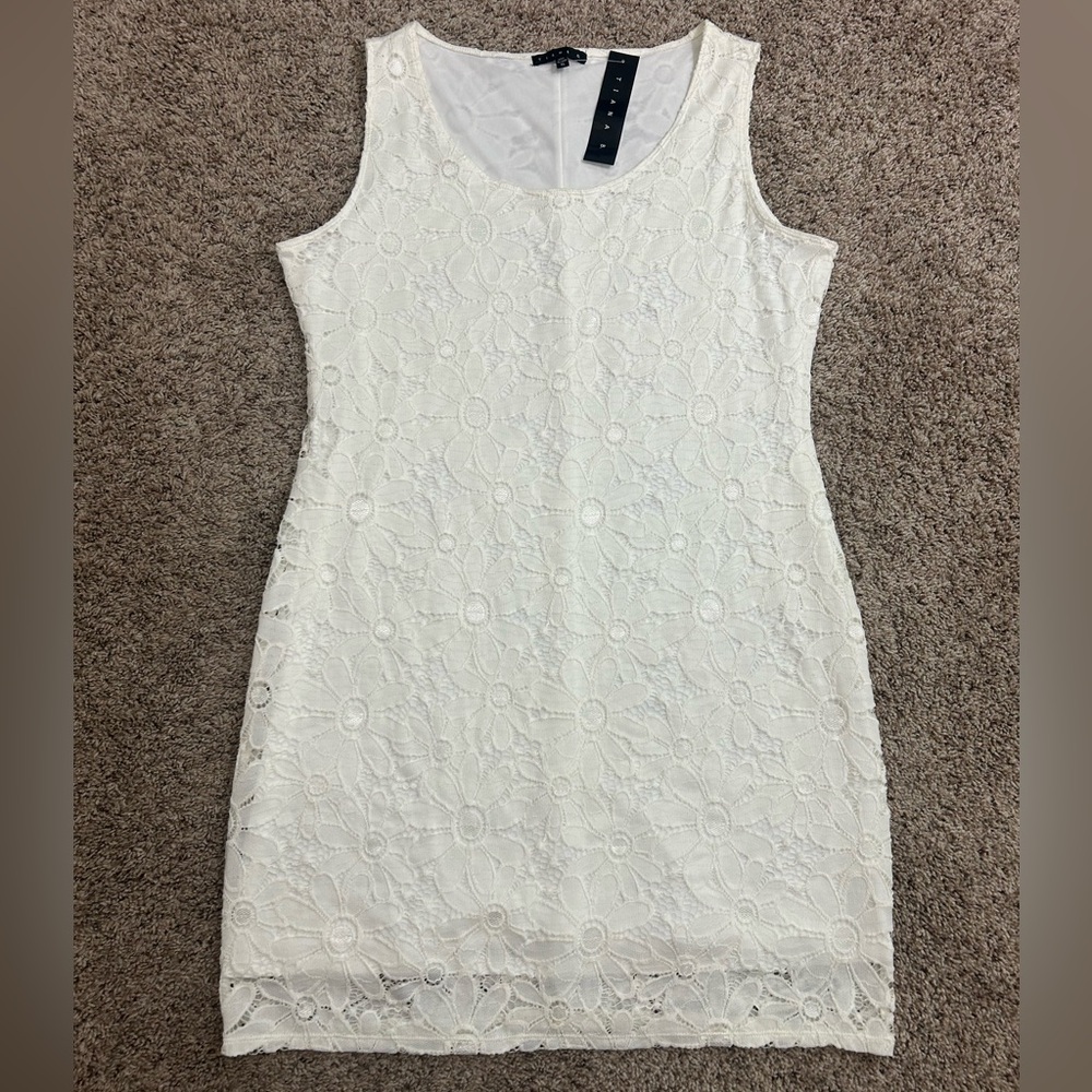 NWT Tiani B. Ladies Size XL White Lace Overlay Dress